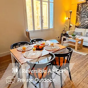 Appartement Ac - Private Exterior - Au Pied Du Palais Des Papes!, Avignon